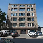 Aaron Aparthotel